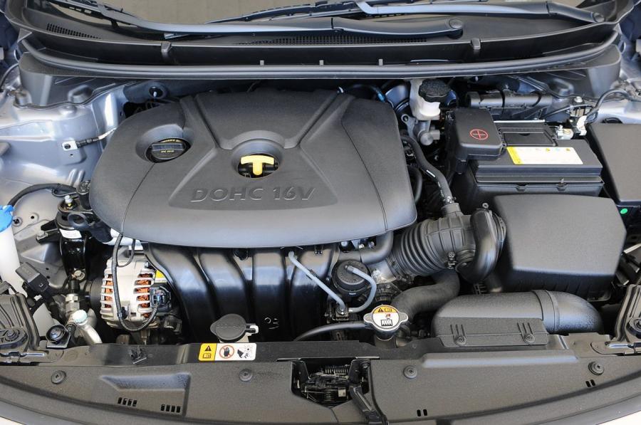  Hyundai Elantra GT 2012 года  (фото 126 из 151)